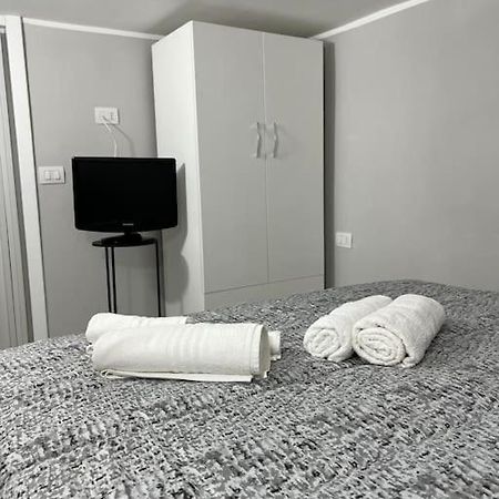 Casa Nennella 2 Apartment เนเปิลส์ ภายนอก รูปภาพ