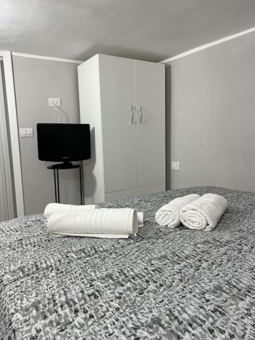 Casa Nennella 2 Apartment เนเปิลส์ ภายนอก รูปภาพ