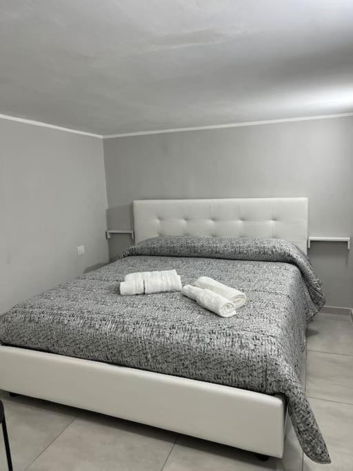 Casa Nennella 2 Apartment เนเปิลส์ ภายนอก รูปภาพ